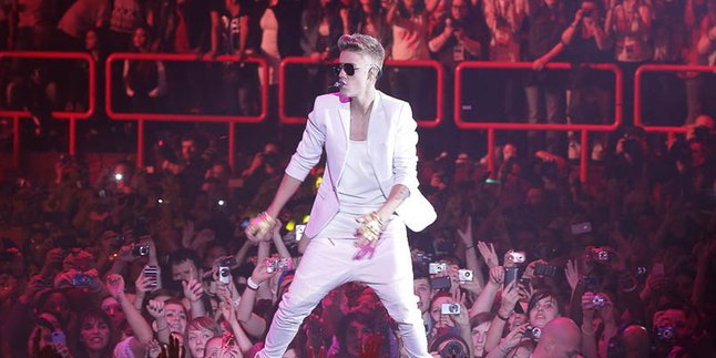 Justin Bieber: Fans Tercintaku, Aku Resmi Pensiun!