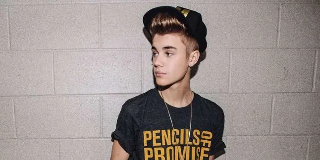 Justin Bieber Ketahuan 'Kencan' Dengan Ashley Moore
