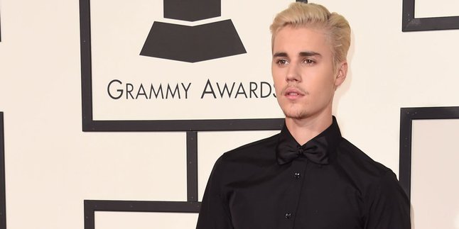 Justin Bieber Pamer Kebolehannya Bermain Piano, Seperti Apa Sih?