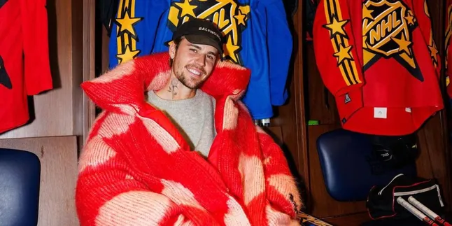 Justin Bieber Posting Foto Menangis, Fans Dibuat Khawatir Justin Bieber Posting Foto Menangis, Fans Dibuat Khawatir