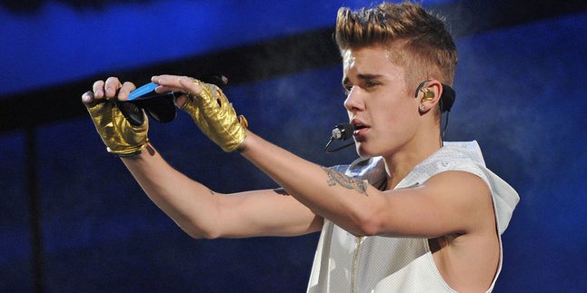 Justin Bieber Raih Diamond Awards Lewat Single 'Baby'