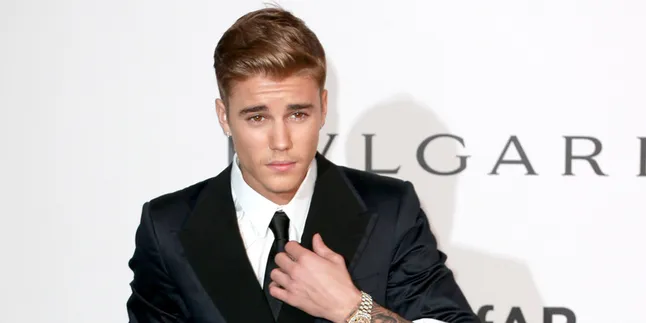 Justin Bieber - Yovanna Ventura Benar-Benar Pacaran?