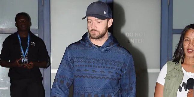 Justin Timberlake Akui Genggam Tangan Wanita Lain & Minta Maaf Pada Istri Justin Timberlake Akui Genggam Tangan Wanita Lain & Minta Maaf Pada Istri