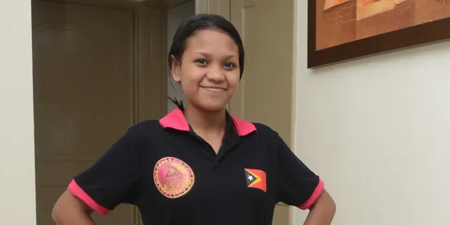 Juviana Maria Terharu Bisa Bertemu Dengan Inul Daratista Juviana Maria Terharu Bisa Bertemu Dengan Inul Daratista