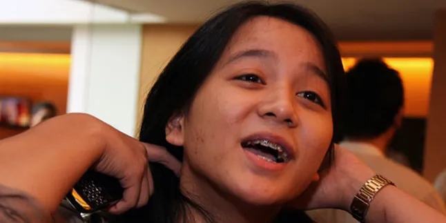 Juwita Bahar Bantah Ibunya Dekat Dengan Tunangan Zaskia Shinta