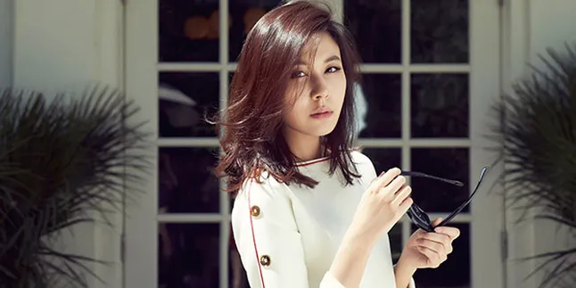 Kabar Bahagia, Kim Ha Neul Umumkan Kehamilan Anak Pertama