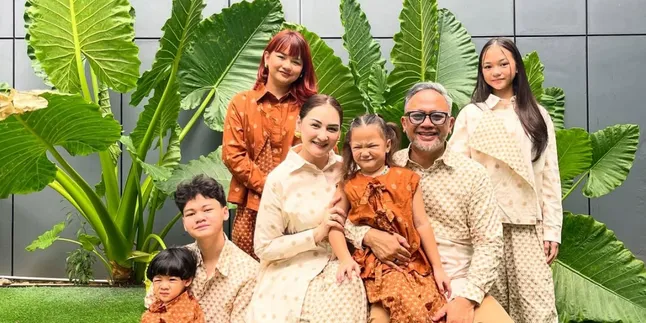 Kabar Duka, Ayah Mertua Mona Ratuliu Meninggal Dunia - Sempat Koma