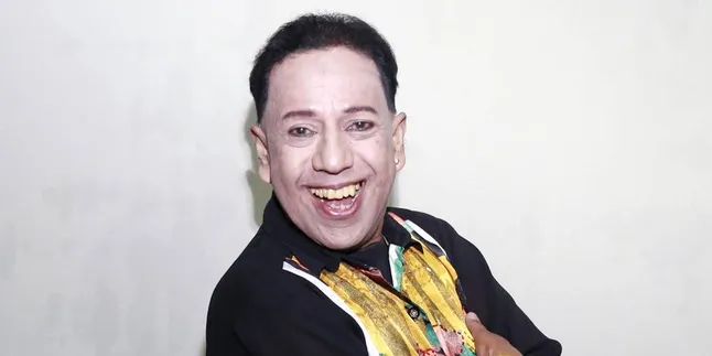 Kabar Terkini Wan Abud, Aktor 90-an yang Dikenal Lewat Jargon 'Ente Bahlul' Kabar Terkini Wan Abud, Aktor 90-an yang Dikenal Lewat Jargon 'Ente Bahlul'