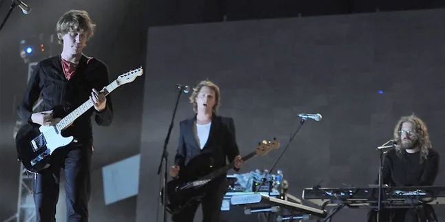 Kagumi Band Indonesia, Mew Ingin Mainkan Gamelan