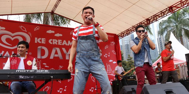 Kahitna Hangatkan Wall's Ice Cream Day Dengan Lagu Romantis