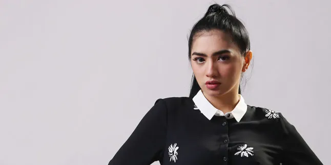 Kakak Angel Karamoy Bantah Hubungan Adiknya Dengan Produser PH Kakak Angel Karamoy Bantah Hubungan Adiknya Dengan Produser PH