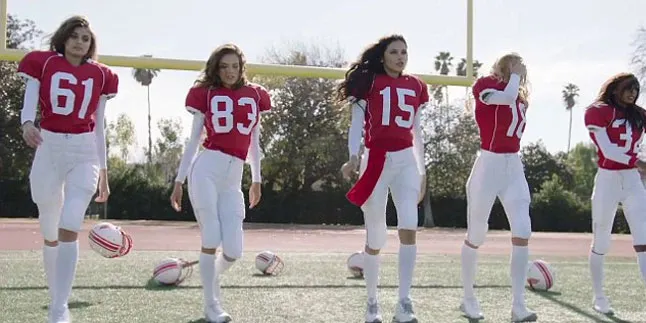Kala Angel Victoria's Secret Main Football, Tetap Hot