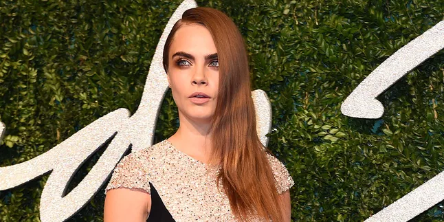 Kalau Lahir di Indonesia, Cara Delevingne Bakal Mirip Siapa Ya? Kalau Lahir di Indonesia, Cara Delevingne Bakal Mirip Siapa Ya?