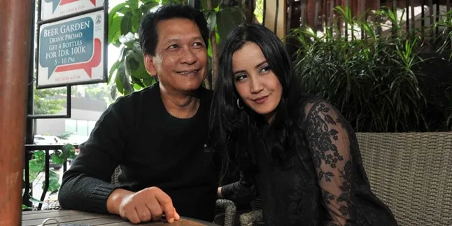 Kali Ini Giliran Andi Soraya Gugat Cerai Rudy Sutopo Kali Ini Giliran Andi Soraya Gugat Cerai Rudy Sutopo