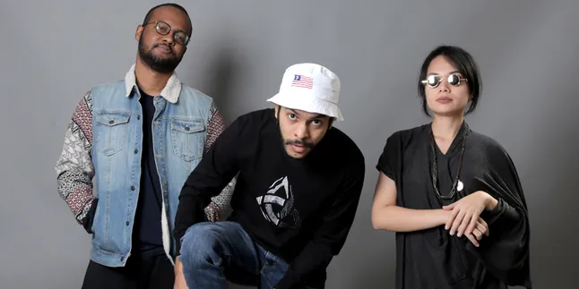 Kamga Akui Kalau Lagu 'Money' Dibuat Saat Dirinya dan Chev Lagi Bokek!