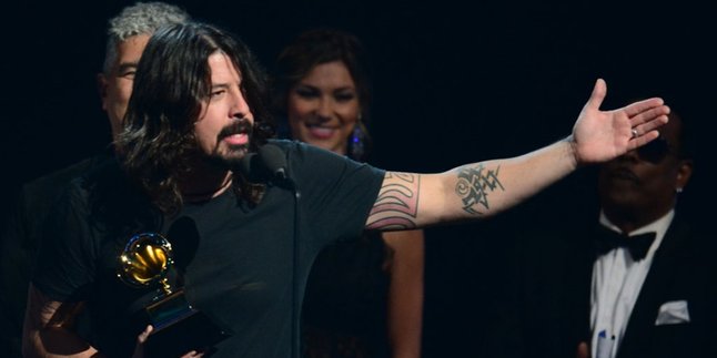 Kamu Bisa Bermain Dengan Drummer Foo Fighters Via Aplikasi Ini