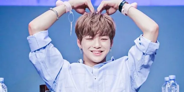 Kang Daniel Beri Komentar Soal Dirinya Punya Banyak Penggemar Cowok Kang Daniel Beri Komentar Soal Dirinya Punya Banyak Penggemar Cowok