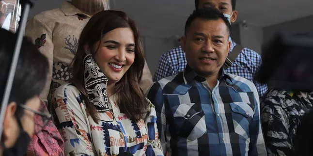 Kangen Ashanty Karena LDR Bali-Jakarta, Anang Hermansyah Bombardir Postingan Kayak ABG