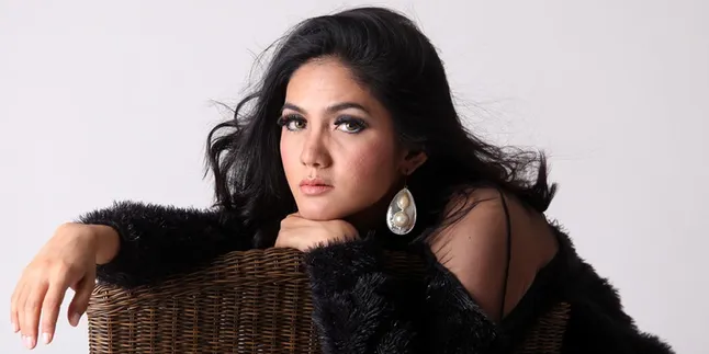 Kangen Dengan Dunia Hiburan, Baby Niken Comeback Bermusik