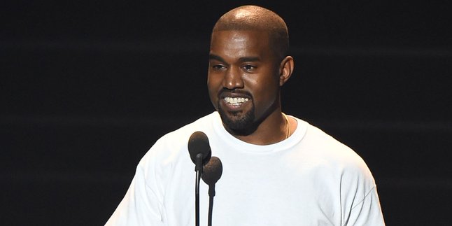 Kanye West Pergi ke Chicago Untuk Kerjakan Album Bersama Chance The Rapper