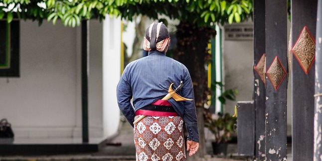Karakter Weton Jumat Wage Menurut Primbon Jawa, Nasib Peruntungan - Karier dan Asmara