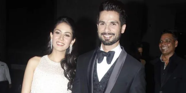 Kareena & Priyanka Kompak Tak Hadiri Resepsi Nikah Shahid Kapoor