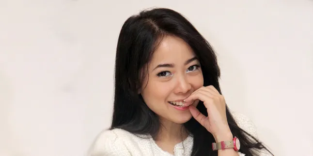 Karina Salim Sembunyikan Kemampuan Melihat Masa Depan
