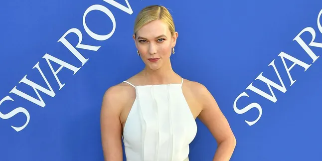 Karlie Kloss Resmi Menikahi Joshua Kushner Karlie Kloss Resmi Menikahi Joshua Kushner