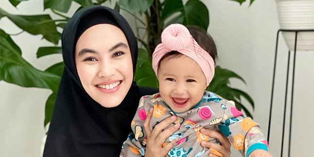 Kartika Putri Proud of Her Beloved Child Who No Longer Fusses About Wearing a Mask