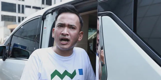 Karyawannya Kesurupan Massal, Ruben Onsu: Masih Banyak Kejadian Mistis Lain Karyawannya Kesurupan Massal, Ruben Onsu: Masih Banyak Kejadian Mistis Lain