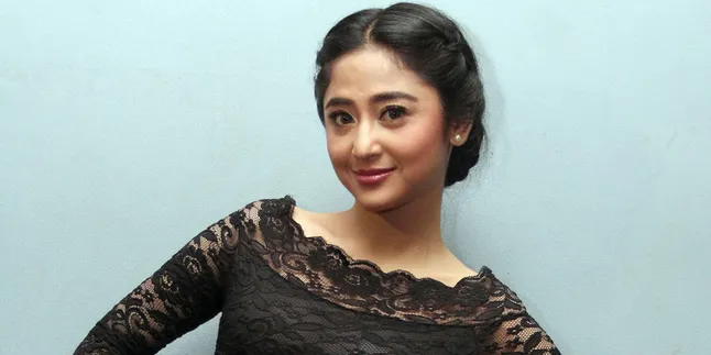 Kasus Hukum Dewi Perssik Akan Dieksekusi Hari Ini