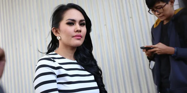 Kasus Perceraian Jessica Iskandar, Kartika Putri Ikut Emosi