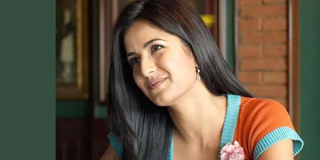 Katrina Kaif Raih Gelar Best Actress 2012!