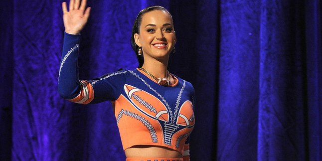 Katy Perry Ajak Mantan Buat Serang Taylor Swift, Bakalan Panas?