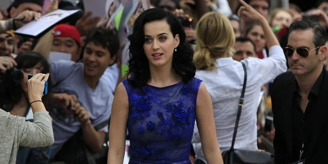 Katy Perry Persembahkan Video Untuk Para Korban MH17