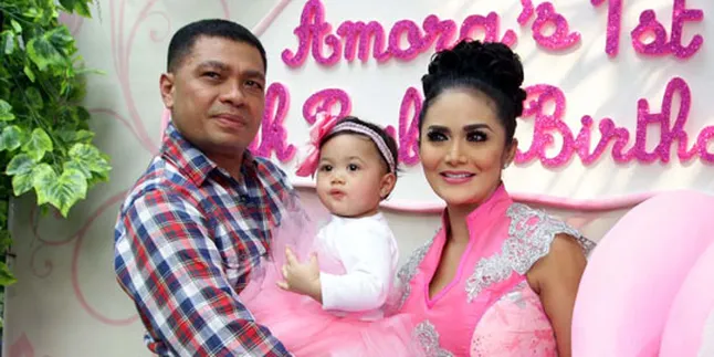 KD Pertemukan Amora Dengan Saudara Tiri Secara Lengkap