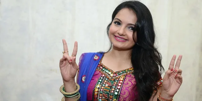 Ke Indonesia, Ini Cara Giaa Manek 'Gopi' Habiskan Waktu Luang Ke Indonesia, Ini Cara Giaa Manek 'Gopi' Habiskan Waktu Luang
