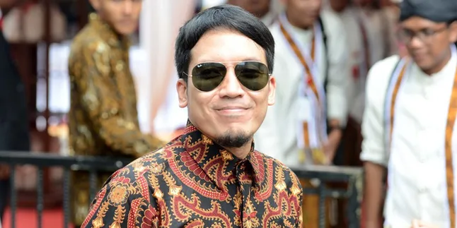 Keasyikan Ngobrol Sama Tamu, Desta Tak Sempat Makan di Nikahan Kahiyang Ayu