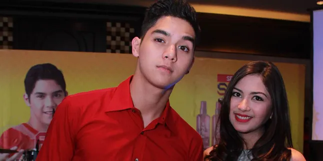 Kebahagiaan Al Ghazali dan Jessica Mila Kala Dinner Bareng Kebahagiaan Al Ghazali dan Jessica Mila Kala Dinner Bareng