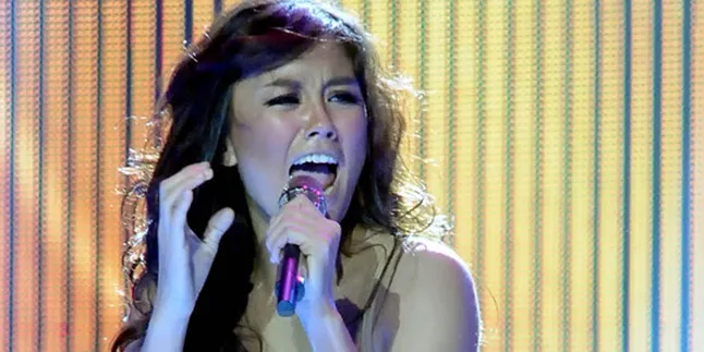 Kecelakaan, Agnes Monica Sebut Rezky Aditya Iseng