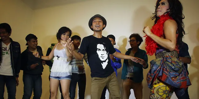 Kecewa vs Ketawa, Ajaran Simple Deni Cagur