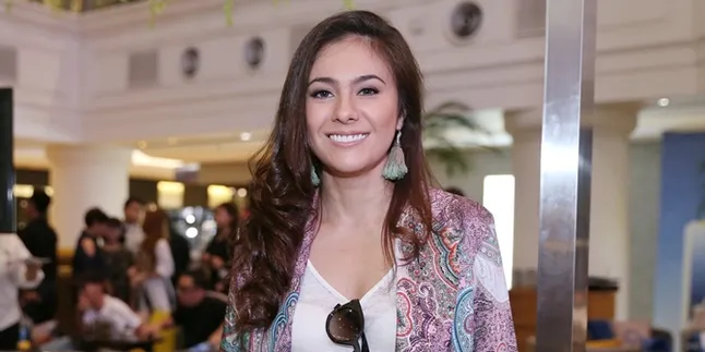 Kehilangan Handphone, Begini Sikap Bijak Wulan Guritno