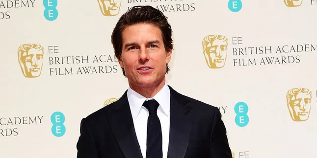 'Kehilangan' Satu Gigi, Masihkah Tom Cruise Ganteng?