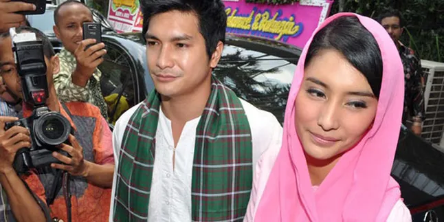 Keith Foo Terbiasa Ciuman Dengan Tyas Mirasih