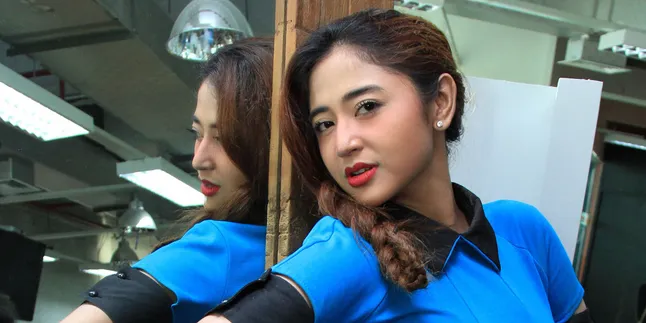 Kejaksaan Tidak Tahu Putusan MA Pada Dewi Perssik