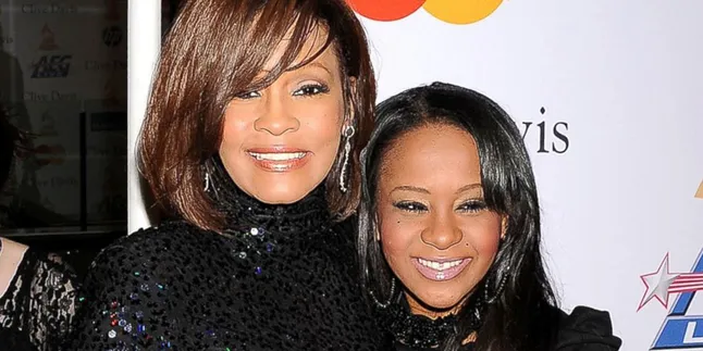 Kejang-Kejang, Putri Whitney Houston Pindah Rumah Sakit
