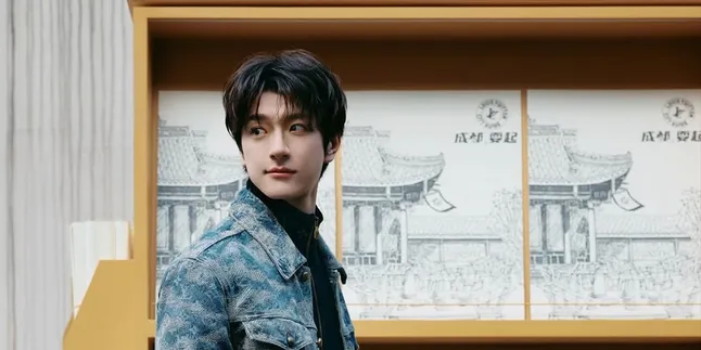 Kejatuhan Lampu Properti Syuting, Lin Yi Dilarikan ke RS Kejatuhan Lampu Properti Syuting, Lin Yi Dilarikan ke RS