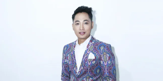 Kejutan Untuk Irwan di Panggung D'Star, Penuh Haru dan Banjir Air Mata Kejutan Untuk Irwan di Panggung D'Star, Penuh Haru dan Banjir Air Mata