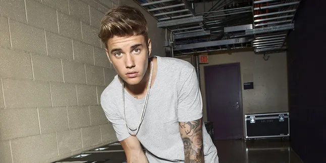 Kejutkan Fans, Justin Bieber Bakal Bikin Album Akustik?