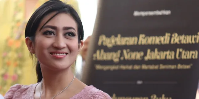 Kelahiran Banda Aceh, Helmalia Putri Cinta Budaya Betawi